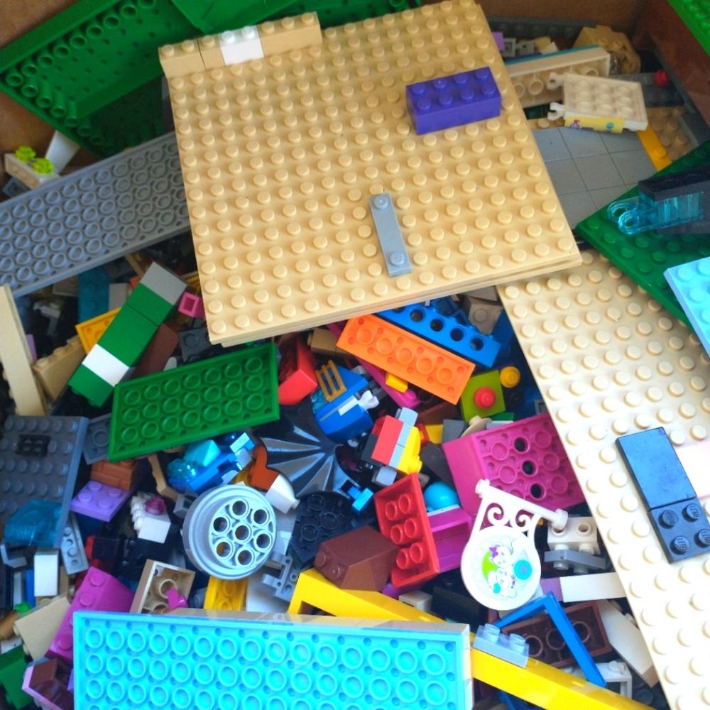 Lego brick lot 4.5 lb pounds blocks plate bundle